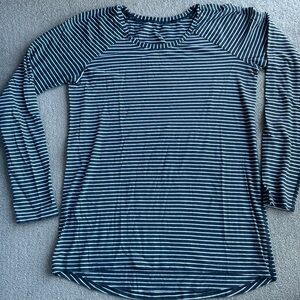 LuluLemon women’s long sleeve shirt